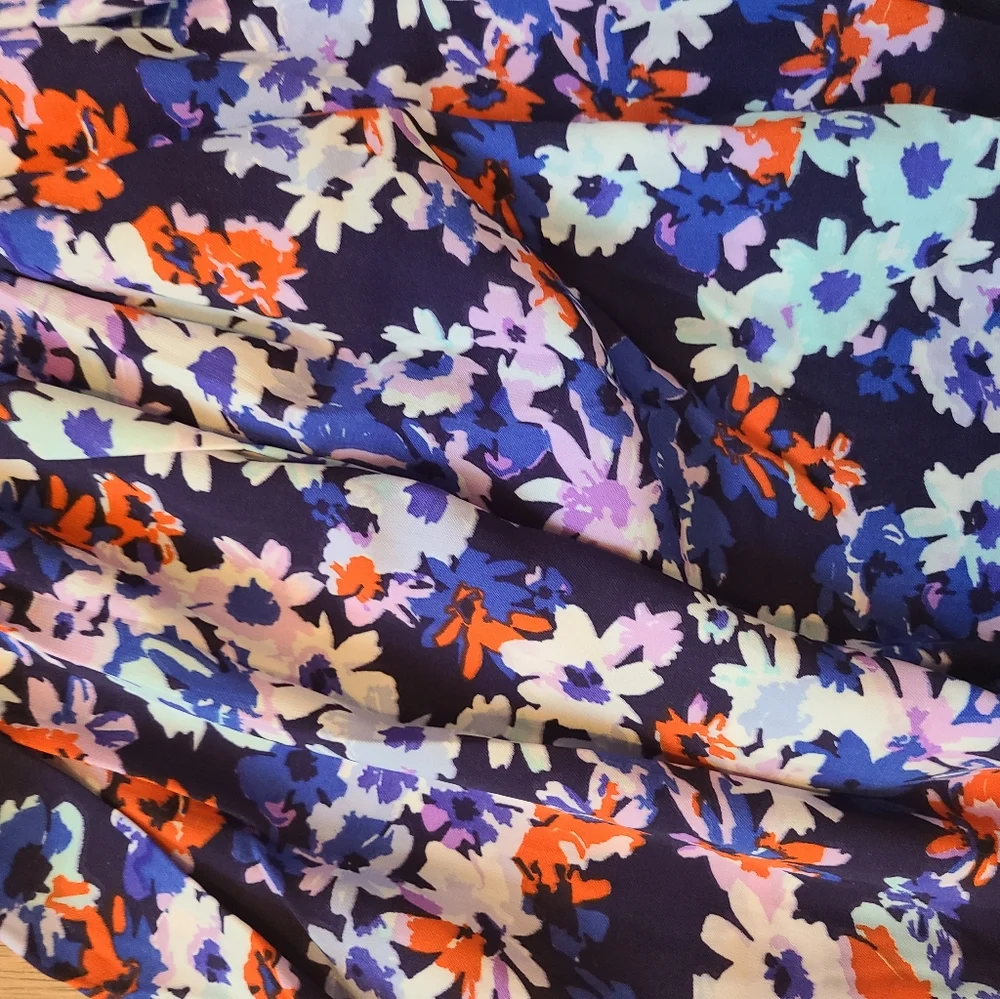 🌟 4/$20 Ambiance Apparel Floral Miniskirt in Medium NWOT - Picture 3 of 3